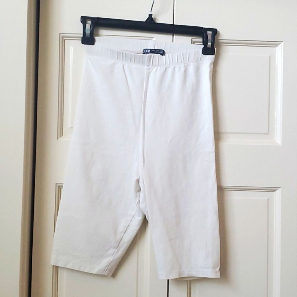 ZARA LEGGING SHORTS, Size S, NWOT!